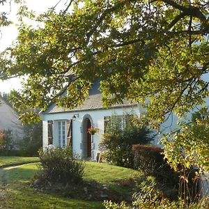A L'ombre Des Pommiers Ergue-Gaberic